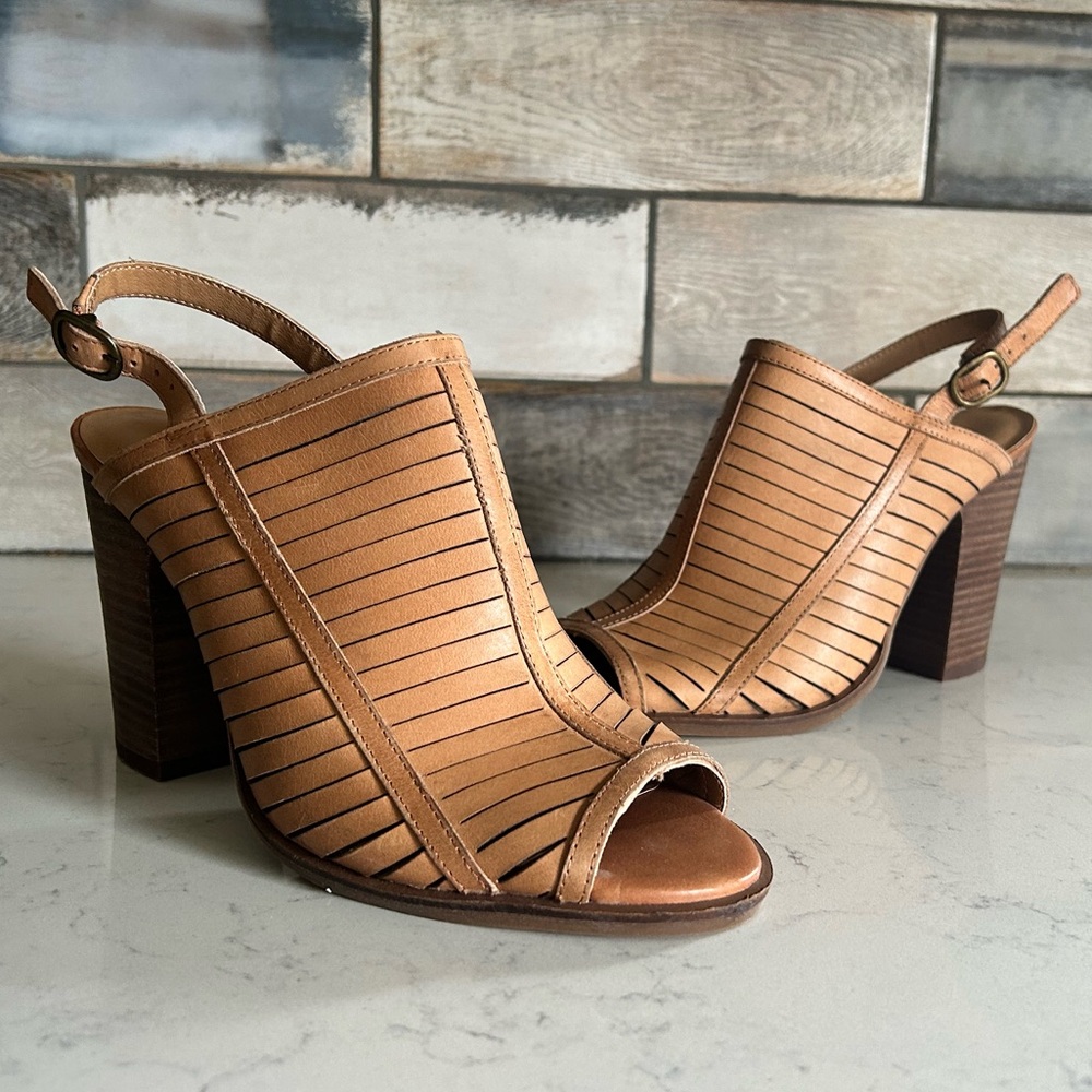 Lucky Brand Lialor Slingback Leather Open Toe Sandals 9/39 - Picture 4 of 13